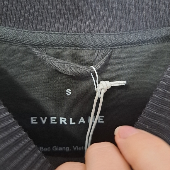 Everlane the renew fleece oversized crew sweatshirt black small NWT - Picture 9 of 10